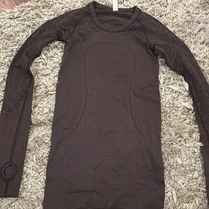 lululemon long sleeve swiftly size 2